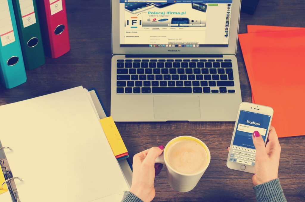 Social Media, lifestyle brand