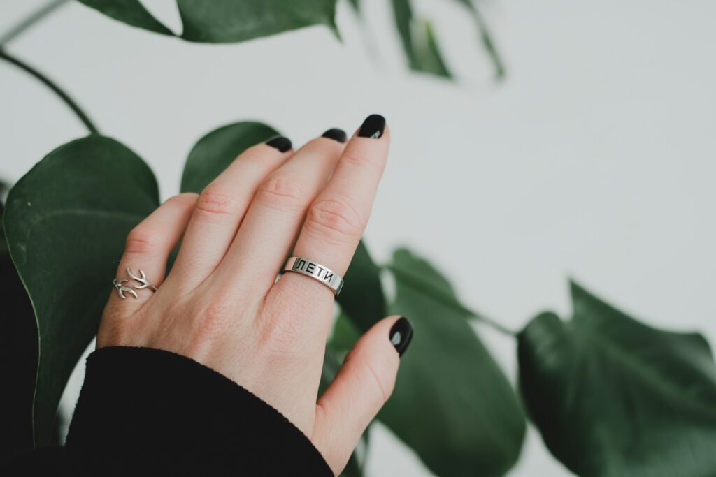 How to Measure Your Ring Size at Home